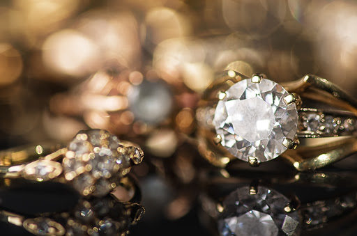 Hispek Gold & Diamonds - Thumbnail