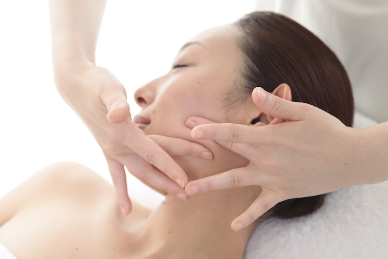 サレーヌ フェイシャルサロン 刈谷店