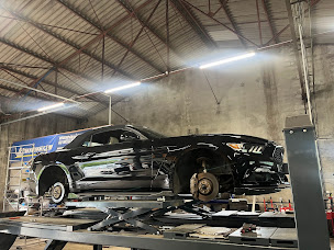 Photo n°4 de GARAGE P'TIT BRUN AUTO à Argentine (Magasin de pneus)