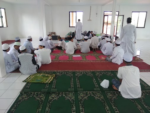 Pondok Tahfizh Askar Qur'an, Author: Ebn Elbuqisy