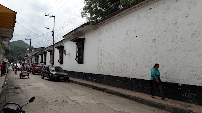 Photos of House of the Botanical Expedition