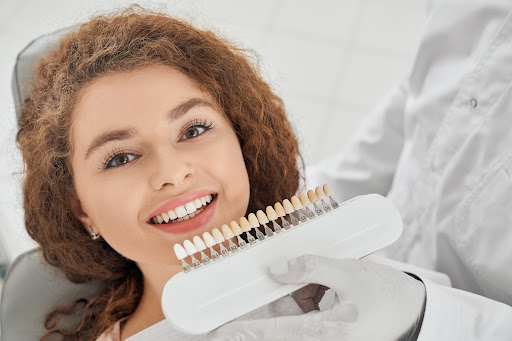 Are you considering cosmetic veneers to enhance your smile? Dr. Nilesh Khandare, a recognized exp… post image