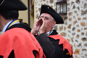 Photo n°16 de Confrérie Gastronomique de la Poule et du Pâté de Houdan à Houdan (Association bénévole)