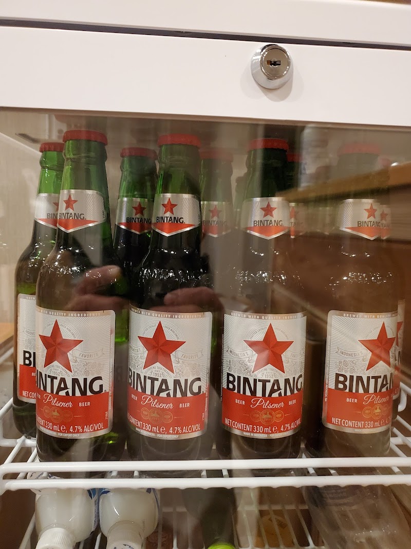 WARUNG& BAR 大磯 磯人