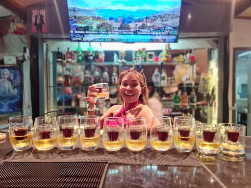 Pookies Restaurant and Sports Bar