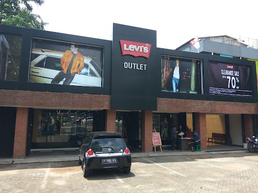 Levi's Outlet Store Pancoran, Author: agung rival