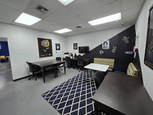E7 REALty - Visual