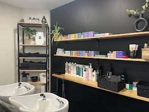 Photo n°4 de enohana coiffure à Edern (Salon de coiffure)