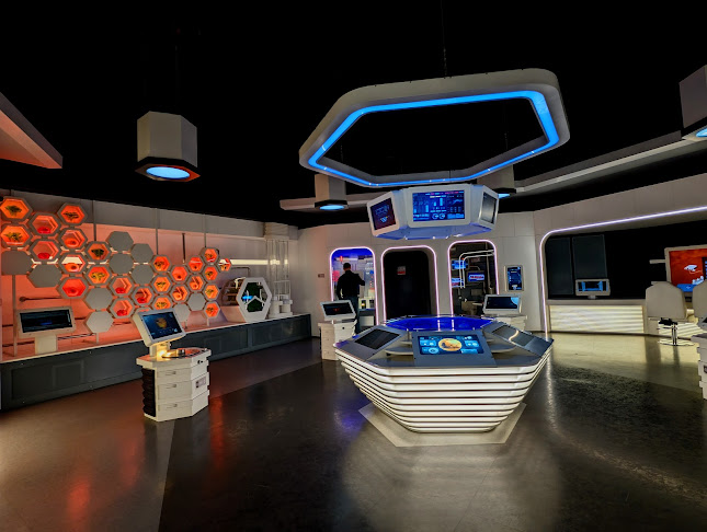 http://www.planetarium.torun.pl/