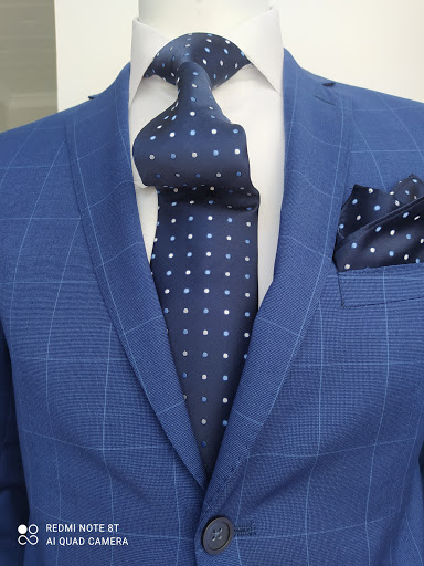 MODA HOMBRE ANTONIO CASTILLO - Thumbnail