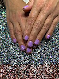 Photo n°4 de Les ongles de lau' à Roquebrune-sur-Argens (Institut de beauté)