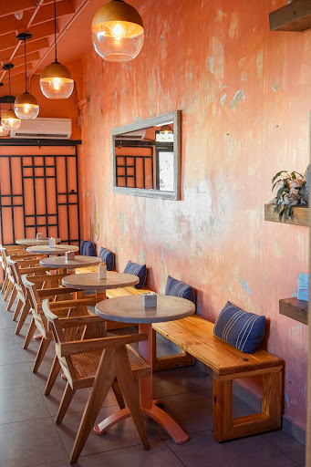 Cura|t Coffee Shop Gallery - United States
