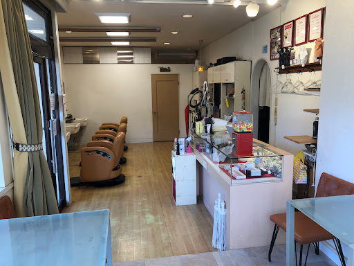 ヘアー＆エステティックサロン ヤング
