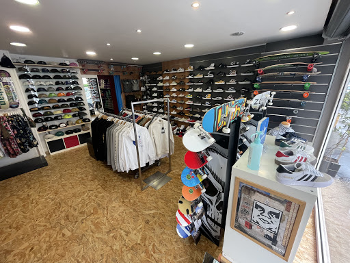 West Board Store - Thumbnail