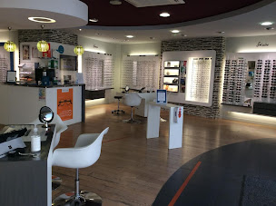 Photo n°10 de Écouter Voir Optique Mutualiste à Luçon (Fournisseur de lentilles de contact)