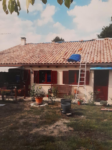 Photo de Roberto Mequignon Couverture Zinguerie à Branne (33420)