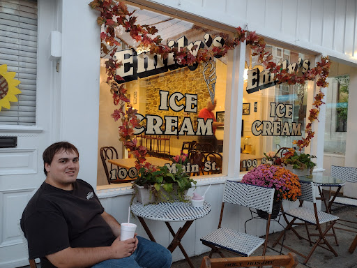 Emily's Ice Cream - Thumbnail