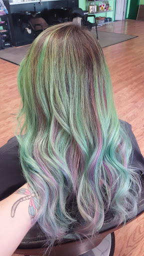 Renee's Twisted Scissors Gallery - United States