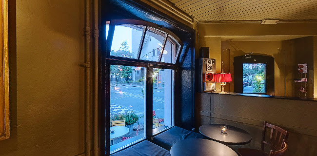 Poli Bar - Bar