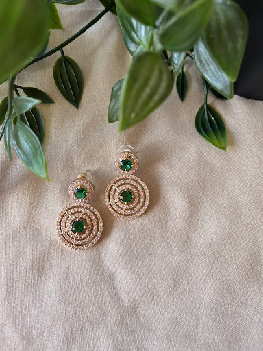 SHRINGAR - Visual