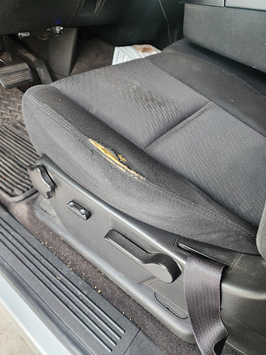 Jose's Auto Upholstery Tapiceria - Thumbnail