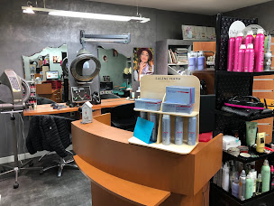 Photo n°8 de CATIF Coiffure à Chauvigny (Salon de coiffure)