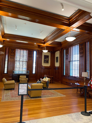 Rosenberg Library - Visual