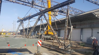 Photos of Gare de Champs de Manoeuvre