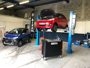 Photo n°6 de AIXAM ASP44 VOITURE SANS PERMIS à Pornic (Agence de location de voitures)