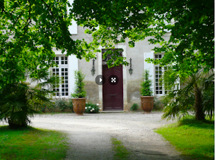 Photo n°18 de Gite Manoir La Bordeneuve à Villeneuve-sur-Lot (Salle d'études)
