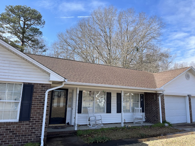 Front view of Lakeside Softwash in  - Verified Pressure Washing Service near me.