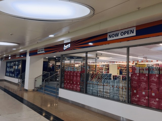 B&M Store