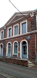 Photo n°1 de La Poste Agence Communale à Ry (Poste)
