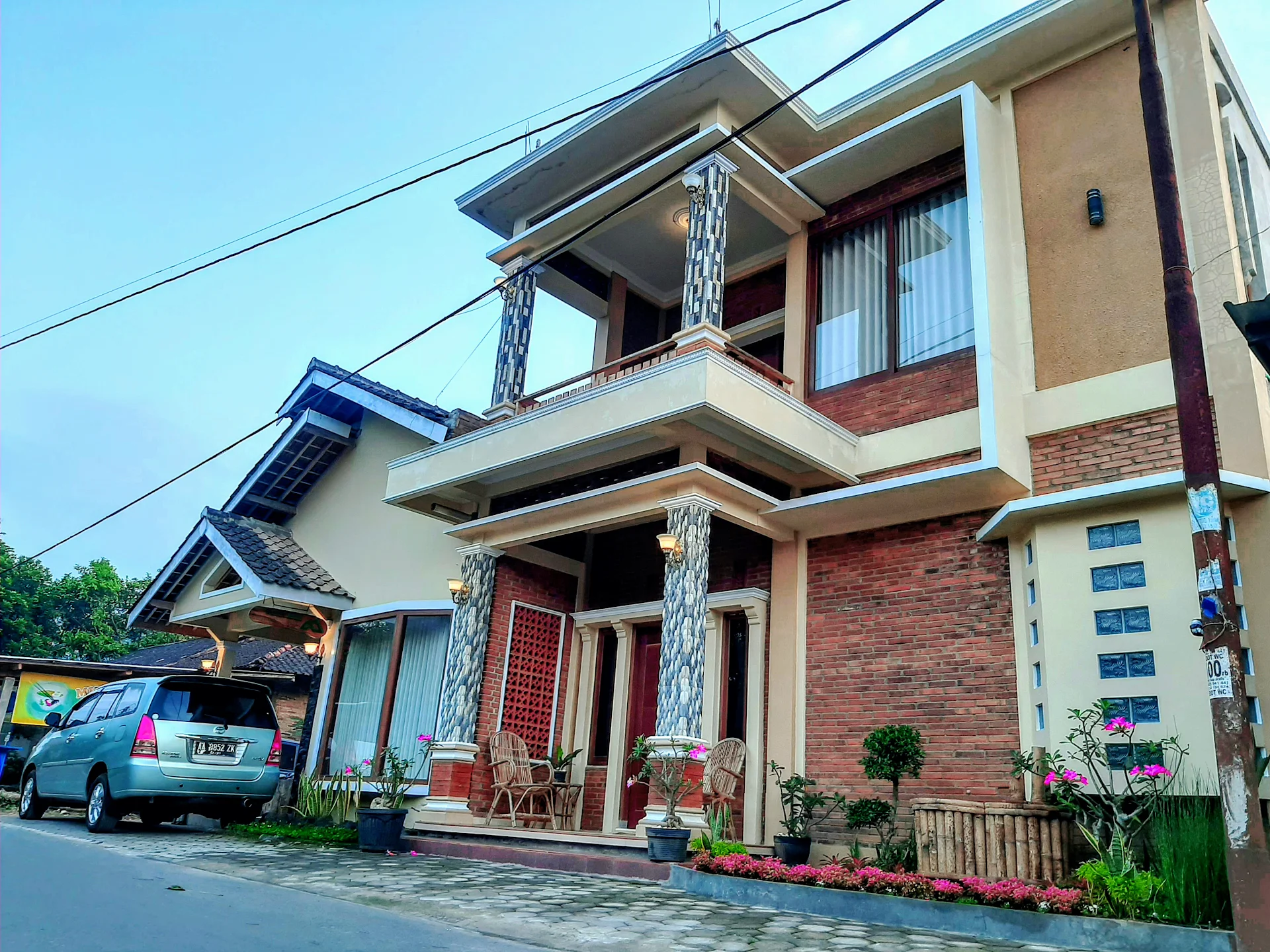 Maher house borobudur