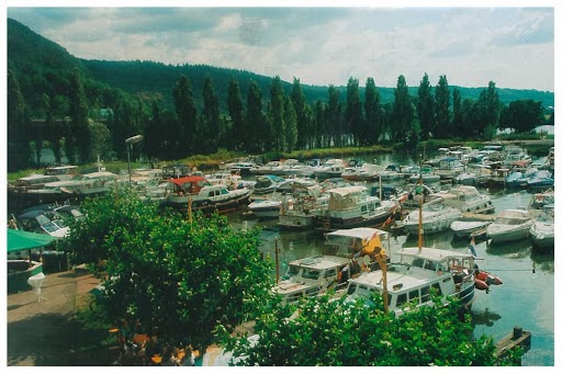 Water sports & leisure center Kreusch