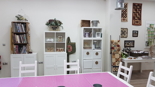 Paz Giral Tienda Taller - Thumbnail