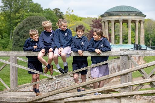 Sandroyd School - Visual