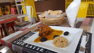 Photos of Afrah Riad Al Pacha