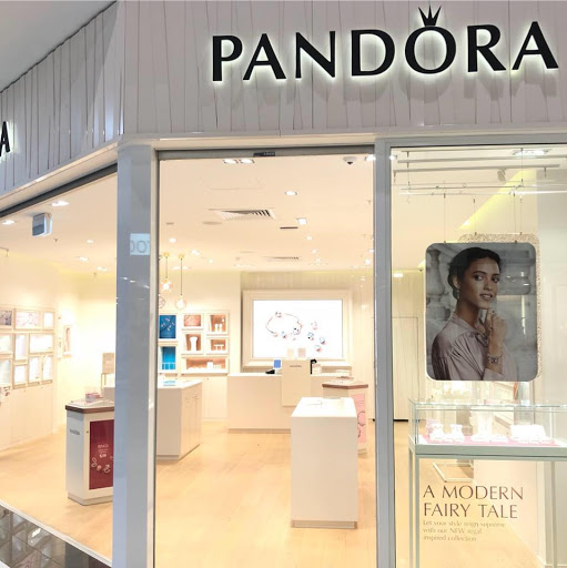 Pandora Lismore - Thumbnail
