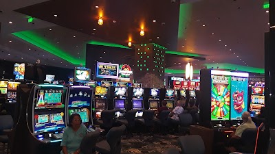 Cedar Lakes Casino & Hotel