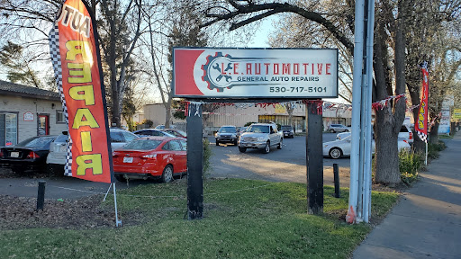 L.E. AUTOMOTIVE Logo