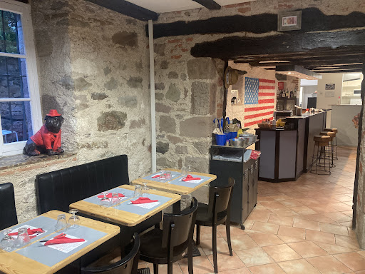 Photo 2 - Mad Dog Pizzeria