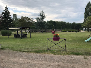 Photo n°10 de Ecuries du Mads à Saint-Étienne-de-Chigny (Pension pour chevaux)