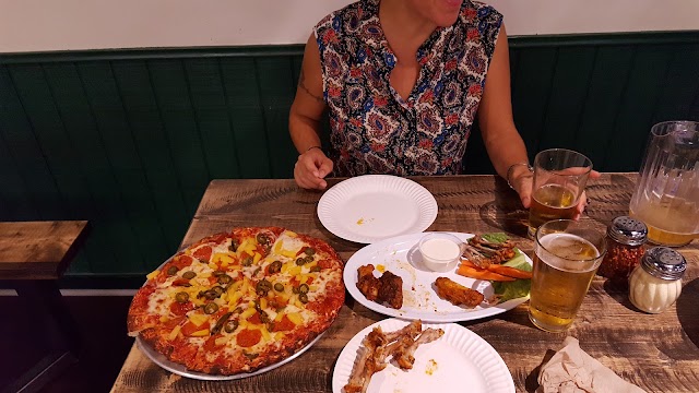 Stadium Pizza