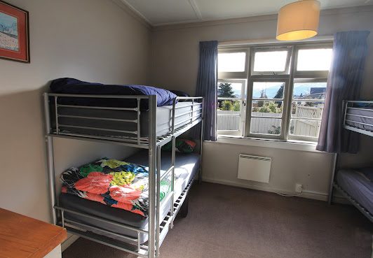 Mountain View Backpackers Wanaka by null