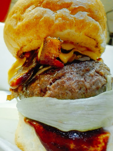 Johnny's Bistro Buda - Hamburger