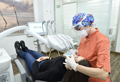 Clínica Dental Palau | Tu dentista en Palau-Solità