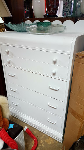 Second Hand Rose Furniture - Thumbnail