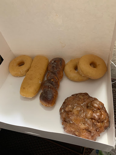 CJ's Donuts - Visual