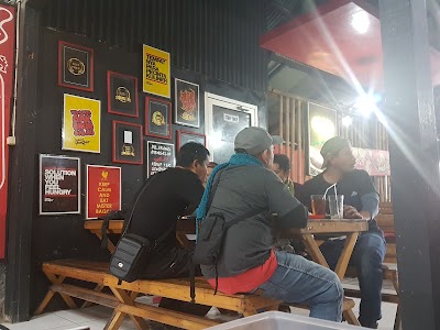 Photos of Lesehan Ayam Baqar Mister Bakar